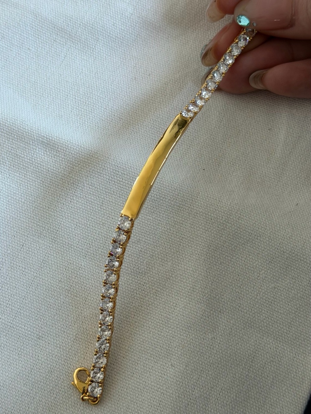 LIKE NEW. Bonheur Jewelry Anik 7 inch tennis bracelet - Picture 3 of 7